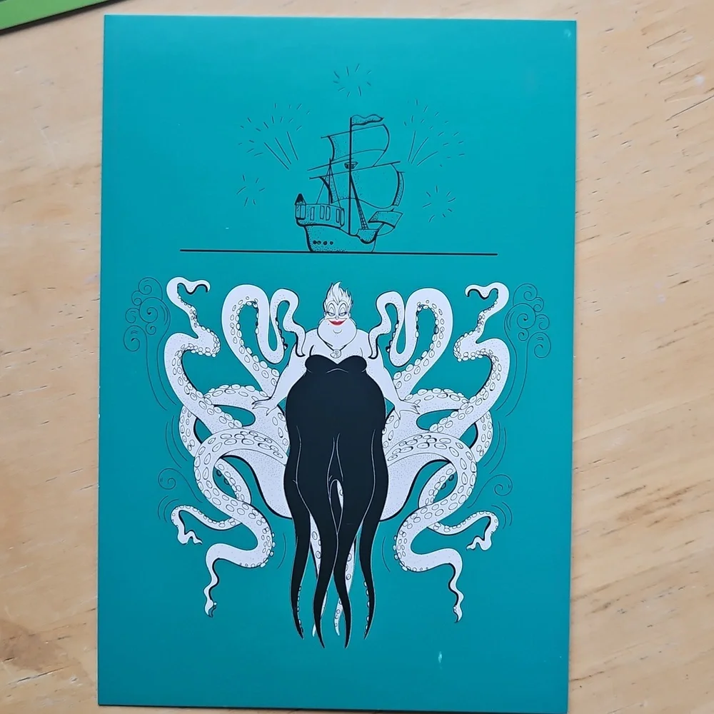 DISNEY VILLAINS POSTCARDS PACK